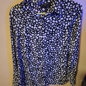 Banana Republic Black and White Button Down Shirt